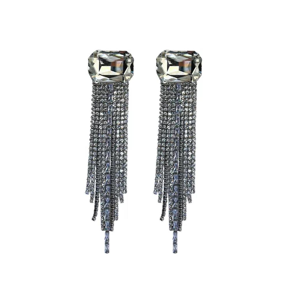 Clear Stunner Drop Earrings